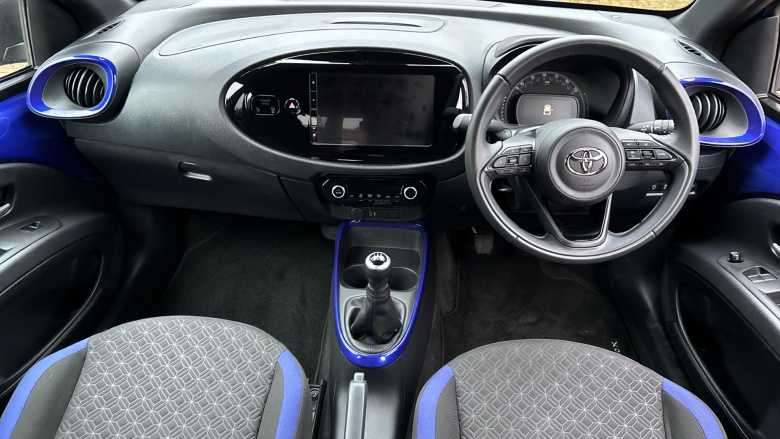 Toyota Aygo X 1.0 VVT-i Edge 5dr Petrol Hatchback